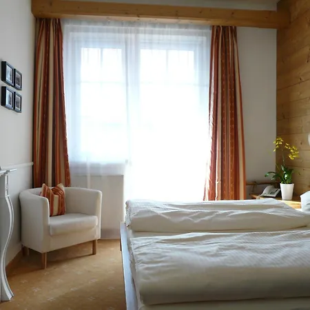 Szálloda Roter Hahn - 3*