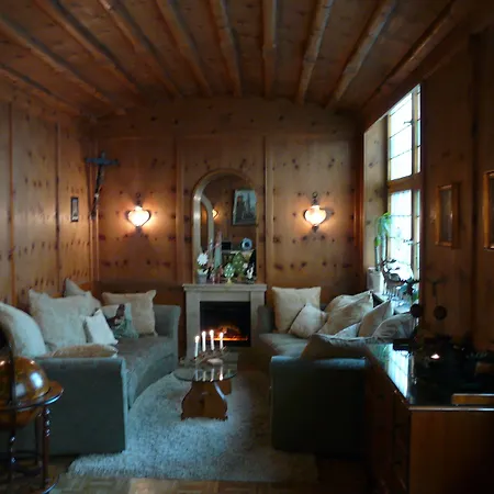 Roter Hahn - Hotell