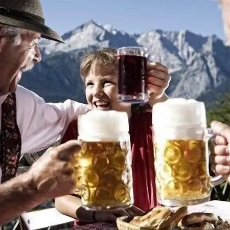 Hotel Roter Hahn -