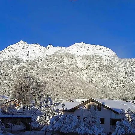 Roter Hahn - Hotel 3*