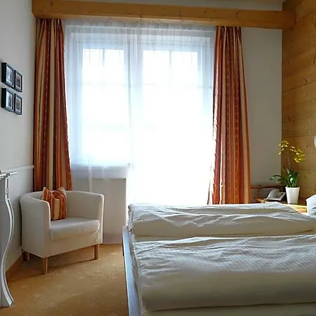 Hotel Roter Hahn -